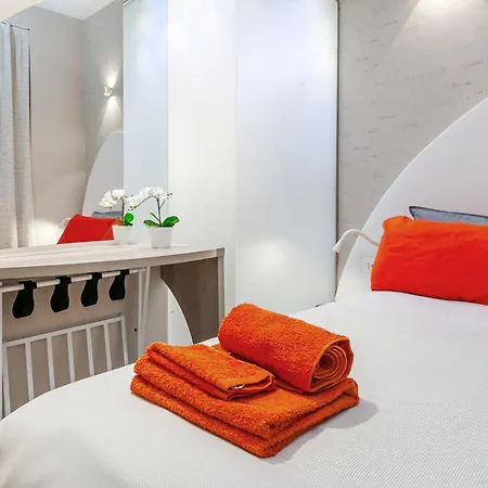 Orange M3 Duomo 12 Min Appartement *