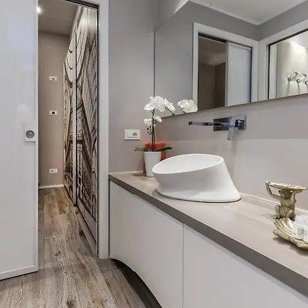 Orange M3 Duomo 12 Min Appartement